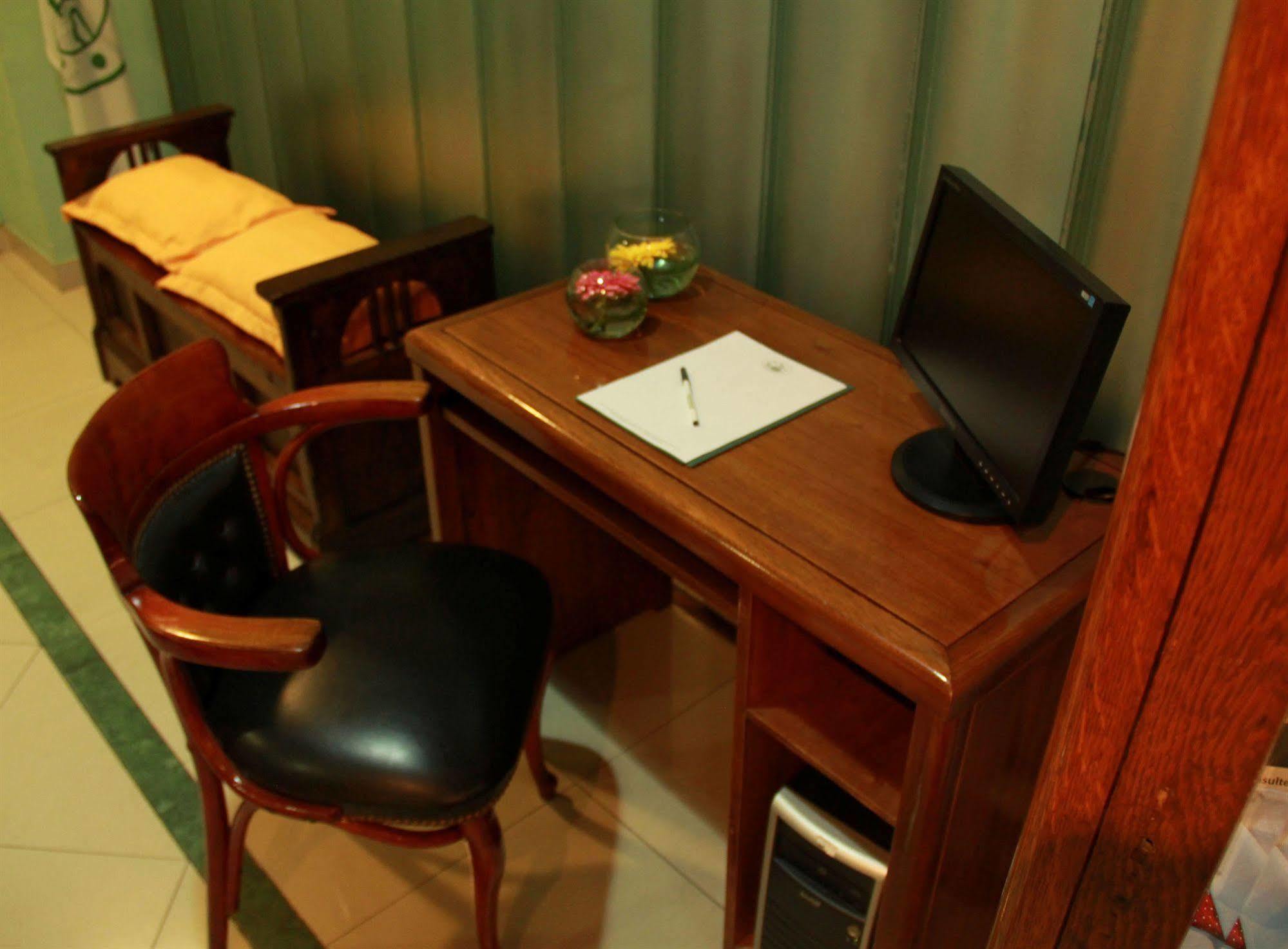בואנוס איירס Mayflower Suites עסק תמונה